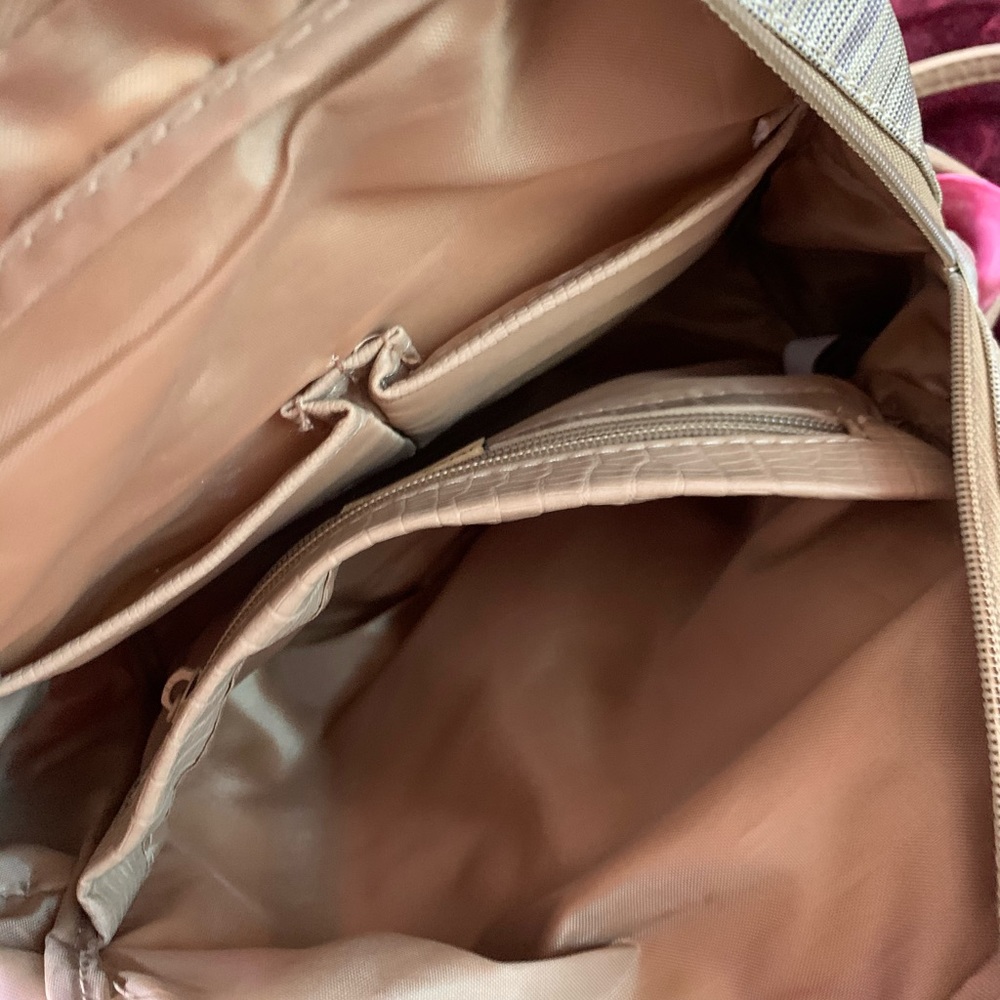 Multisac Versatile Backpack - image 6